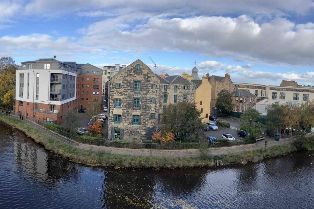 My Waterfront Apartment, Views Over Water Of Leith เอดินบะระ ภายนอก รูปภาพ