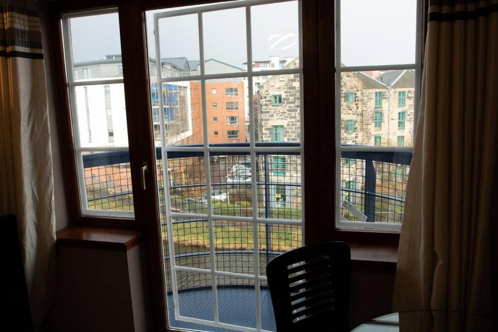 My Waterfront Apartment, Views Over Water Of Leith เอดินบะระ ภายนอก รูปภาพ
