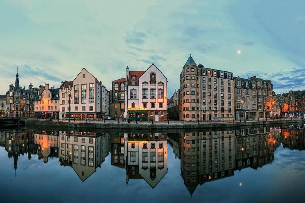 My Waterfront Apartment, Views Over Water Of Leith เอดินบะระ ภายนอก รูปภาพ